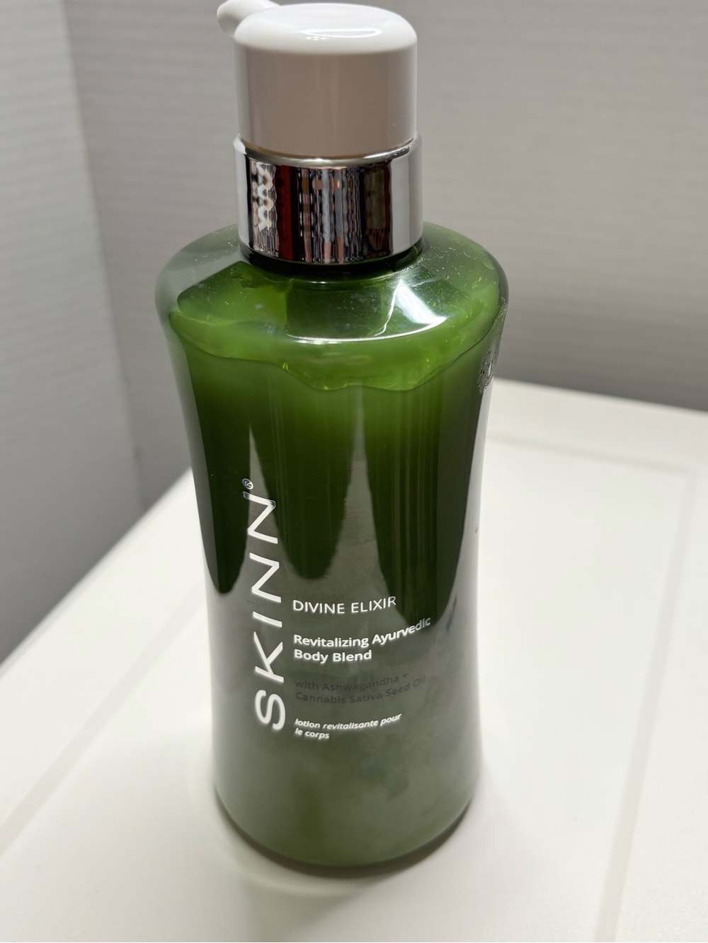 SKINN Divine Elixir Body Blend - Green Bottle